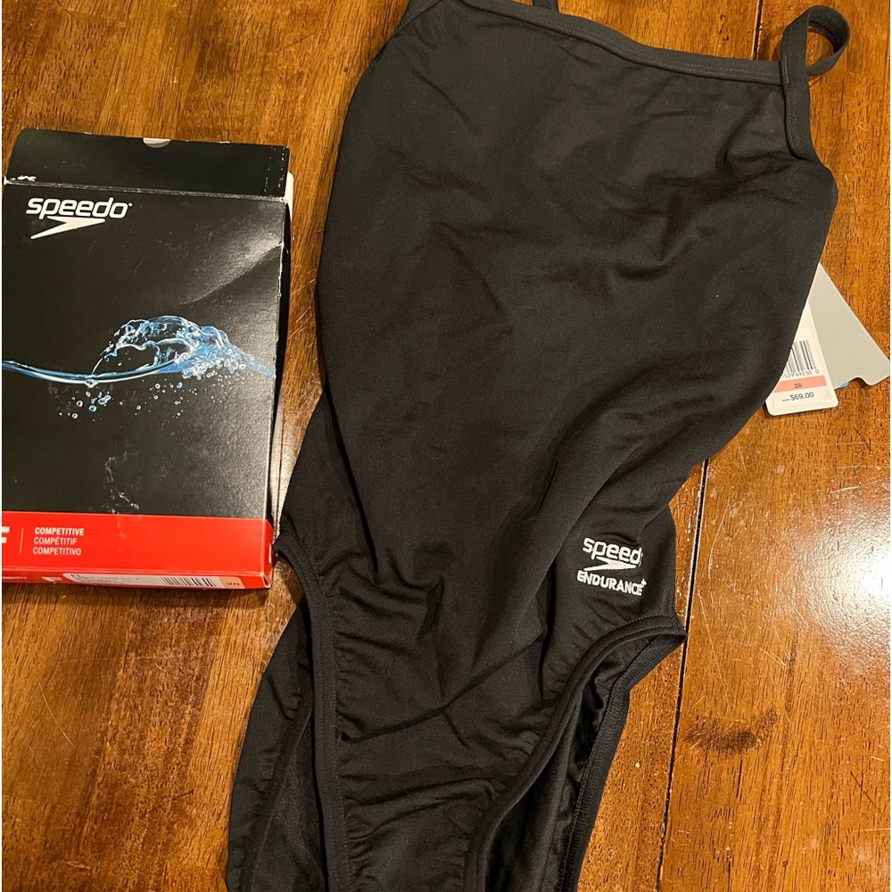 Speedo fly back size 28
